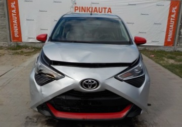 Toyota Aygo II Hatchback 3d Facelifting 1.0 VVT-i 72KM 2021 Toyota Aygo Okazja Benzyna 72KM, zdjęcie 1