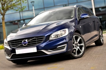 Volvo V60 I Kombi Facelifting 2.0 D4 DRIVE-E 181KM 2014 Volvo V60 LiFT Ocean Race 2,0 D4 181Km Ledy Skóra