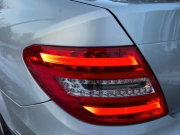 Mercedes Klasa C W204 Limuzyna 3.5 350 CGI BlueEFFICIENCY 306KM 2013 Mercedes-Benz Klasa C C350 Lift V6 Elegance RWD Szwajcaria Serwis ASO 3.5, zdjęcie 9