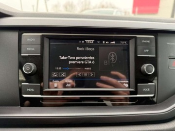 Volkswagen Polo VI Hatchback 5d Facelifting 1.0 TSI 95KM 2022 Volkswagen Polo 1.0TSI 95KM Life Digital CockpitSalon PolskaNiski Przebieg, zdjęcie 19