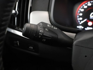 Volvo S90 II Sedan 2.0 D5 235KM 2016 Volvo S90 4x4 automat inscripsion el fotele skóra, zdjęcie 32