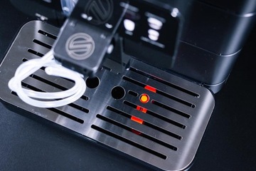 EKSPRES DO KAWY CIŚNIENIOWY SAECO ONE TOUCH CAPPUCCINO DO BIURA X8 NAPOJÓW