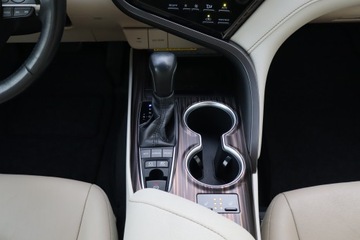 Toyota Camry IX Sedan 2.5 Hybrid Dynamic Force 218KM 2020 Toyota Camry 2.5 Hybrid, Salon Polska, zdjęcie 15