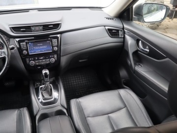 Nissan X-Trail III Terenowy Facelifting 2.0 dCi 177KM 2018 Nissan X-Trail 2.0 dCi, Salon Polska, zdjęcie 7