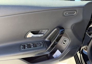 Mercedes Klasa A W177/V177 Hatchback 1.3 200 163KM 2019 Mercedes-Benz Klasa A salon PL FV VAT 23 gwarancja 12 mcy sedan, zdjęcie 18