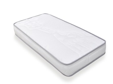 Materac do łóżeczka 120x60 Baby Pattern Premium pikowany pokrowiec z Żyrafą