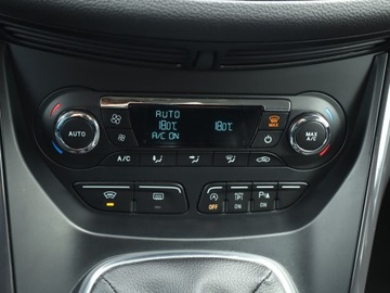 Ford Kuga II SUV 2.0 TDCi 150KM 2015 Ford Kuga 2.0 TDCi, 4X4, Skóra, Klima, zdjęcie 15