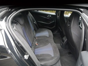 BMW Seria 1 F40 2021 BMW 118 M pakiet Salon PL stan idealny Gwarancja, zdjęcie 29