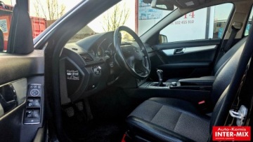 Mercedes Klasa C W204 Kombi T204 2.2 250 CDI BlueEFFICIENCY 204KM 2009 Mercedes-Benz Klasa C Mercedes C 250 CDI 2.1 Diesel 204KM, zdjęcie 21