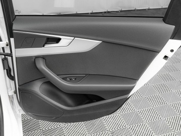 Audi A4 B9 Limousine Facelifting 2.0 35 TFSI 150KM 2023 Audi A4 Limousine PY4086K#A4 35 TFSI mHEV S tronic, zdjęcie 27