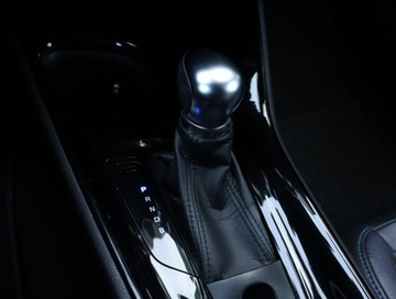 Toyota C-HR I Crossover 1.8 Hybrid 122KM 2016 Toyota C-HR 1.8 Hybrid, Salon Polska, zdjęcie 15