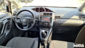 Toyota Verso Minivan Facelifting 1.8 Valvematic 147KM 2017 Toyota Verso 1.8BENZ manual 7 osob LIFT 1rej 2018rok climatronic asystent, zdjęcie 3