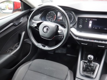 Skoda Octavia IV Scout 1.5 TSI ACT 150KM 2021 Skoda Octavia 1.5 TSI, Salon Polska, zdjęcie 6