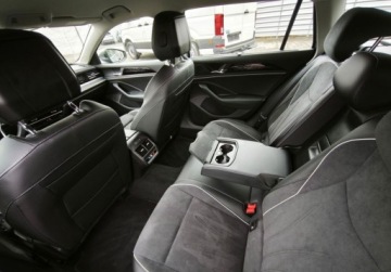 Volkswagen Passat B9 2024 Volkswagen Passat Elegance Pakiety, ACC, Head-Up, LED Matrix, GPS, ergoAc, zdjęcie 18