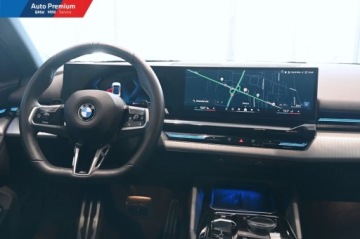 BMW Seria 5 G90-91 Touring 2.0 520d 197KM 2024 BMW Seria 5 520d xDriveFV23Repair InclusiveAdaptacyjne Reflektory LED, zdjęcie 14