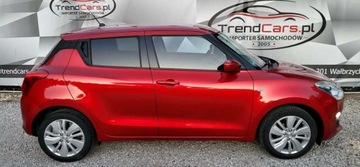 Suzuki Swift VI Hatchback 1.2 DualJet 90KM 2020 Suzuki Swift 1.2 90 KM Navi Kamera bezwypadkowy Serwisowany Gwarancja Opla, zdjęcie 4