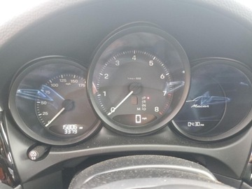 Porsche Macan 2023 Porsche Macan 2023 PORSCHE MACAN BASE 2.0 Benzyna 261KM, zdjęcie 8