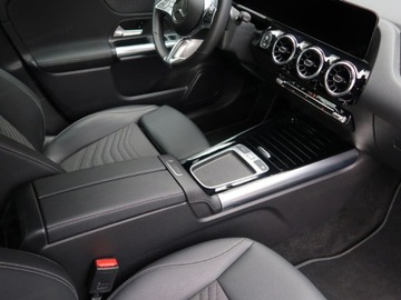 Mercedes GLA II Off-roader Facelifting 2.0 220 190KM 2025 GLA 220 4-Matic Progressive 2.0 190KM, zdjęcie 6