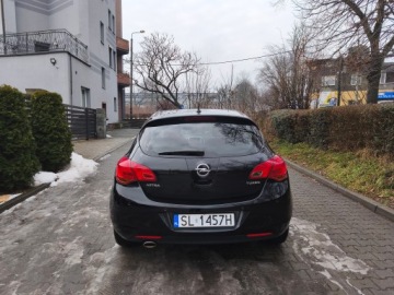Opel Astra J Hatchback 5d 1.4 Turbo ECOTEC 140KM 2011 OPEL ASTRA J 1,4 140KM Stan BDB, zdjęcie 5