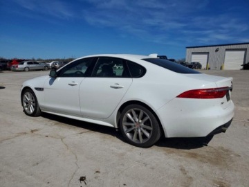 Jaguar XF II Sedan 3.0 V6 380KM 2017 Jaguar XF R-Sport 2017 3.0 Benzyna 380KM, zdjęcie 1