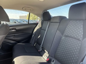 Toyota Corolla XII Sedan Facelifting 1.8 Hybrid 140KM 2023 Toyota Corolla Corolla 1.8 Hybrid StyleGwarancjaSalon Polska drugi komplet, zdjęcie 5