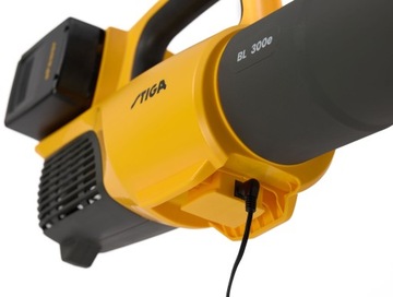 STIGA BL 300E НАБОР АККУМУЛЯТОРНОЙ ВЕНТИЛЯТОРА 2X 4 Ач 500 Вт 43 М/С 3 КГ