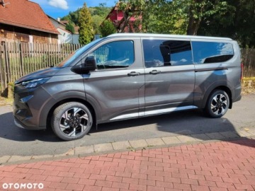 Ford Tourneo Custom II  L1 2.0 EcoBlue 170 KM 170KM 2026 Ford Tourneo Custom Ford Tourneo Custom 2.0 EcoBlue 320 L2 Active 2.0 170KM, zdjęcie 1