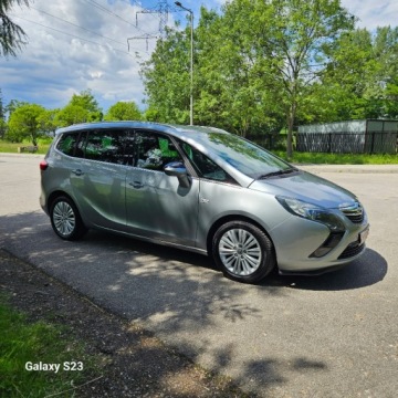 Opel Zafira C Tourer 1.4 Turbo ECOTEC 140KM 2014 Opel Zafira Aluminiowe FelgiCzujniki ParkowaniaNawigacjaGwarancja Vip, zdjęcie 6