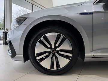 Volkswagen Passat B8 GTE Variant Facelifting 1.4 TSI Plug-In-Hybrid 218KM 2022 Volkswagen Passat GTE / 1 właściciel / Salon Polsk, zdjęcie 16