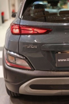 Hyundai Kona I Crossover Facelifting 1.0 T-GDI 120KM 2021 Hyundai Kona 1.0 T-GDI Comfort Benzyna 120KM, zdjęcie 31