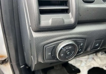 Ford Ranger V Pojedyncza kabina Facelifting 2019 2.0 EcoBlue 170KM 2019 Ford Ranger 2.0 TDCI 170 KM 4x4 Kliamatyzacja Sensor 2.0 Diesel 170KM, zdjęcie 12