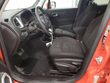 Jeep Renegade 2021 Jeep Renegade 2021r., Latitude, od ubezpieczalni 2.4 Benzyna 180KM, zdjęcie 6