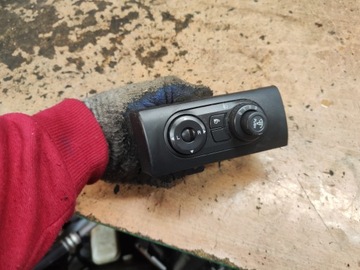 CHEVROLET CAPTIVA PŘEPÍNAČ REGULACE ZRCÁTKO