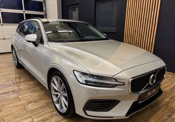 Volvo V60 I Kombi Facelifting 2.0 D4 DRIVE-E 190KM 2018 Volvo V60 D4 190KM SKORA virtual cockpit BLIS BEZWYPADKOWY gwarancja, zdjęcie 3