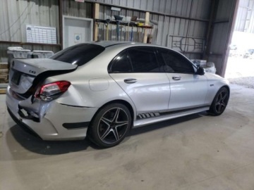 Mercedes Klasa C W205 2018 Mercedes-Benz Klasa C 2018 MERCEDES-BENZ C 43 4MATIC AMG 3.0 Benzyna 385KM, zdjęcie 3