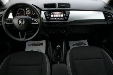 Skoda Fabia III Kombi Facelifting 1.0 TSI 95KM 2019 Skoda Fabia AMBITION 1.0 TSI 95KM Salon Polska GWARANCJA SelectCar+ FV23%, zdjęcie 9
