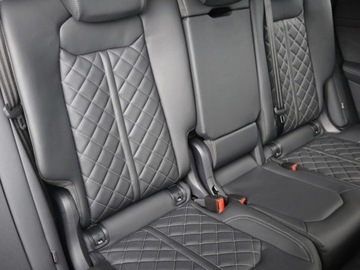Audi Q7 II SUV Facelifting  3.0 50 TDI 286KM 2025 AUDI Q7 TDI quattro S Line Suv 3.0 (286KM) 2025, zdjęcie 18