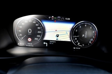 Volvo XC40 Crossover Facelifting 1.5 T2 129KM 2022 Volvo XC 40 1,5 Benzyna 130KM_T2_R Design_Full, zdjęcie 17