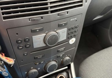 Opel Astra H Kombi 1.7 CDTI ECOTEC 100KM 2006 Opel Astra 1.7 Diesel 100 Km 1.7 Diesel 100KM, zdjęcie 14