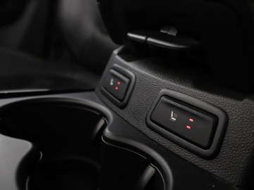 Renault Kadjar Crossover Facelifting 1.3 TCe 140 FAP 140KM 2021 Renault Kadjar Black Edition automat PDC-kamera, zdjęcie 32