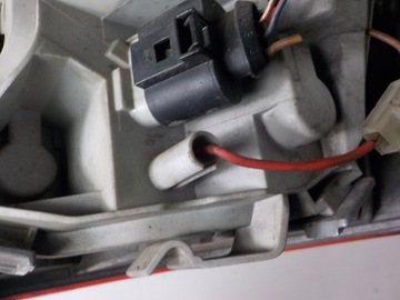 AUDI A4 B7 KOMBI SVĚTLO LEVÝ ZADNÍ