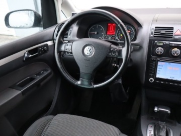 Volkswagen Touran I 2.0 TDI 140KM 2006 VW Touran 2.0 TDI, DSG, Klima, Klimatronic, zdjęcie 6