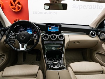 Mercedes Klasa C W205 Coupe Facelifting 2.0 300 258KM 2019 MERCEDES-BENZ C Klasa C 300 9G-TRONIC 2.0 258KM 2019, zdjęcie 11