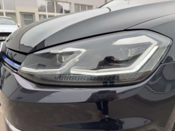 Volkswagen Golf VII Hatchback 3d Facelifting 1.5 TSI BMT 130KM 2019 Volkswagen Golf 1.5 TSI 130KM Manual Serwis ASO Ambiente 1.5 Benzyna, zdjęcie 26