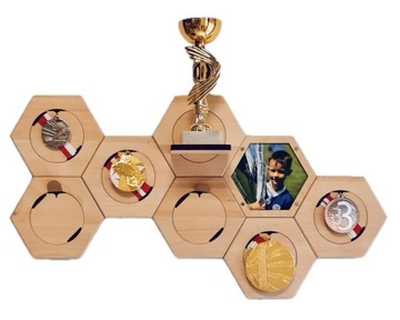 Вешалка для МАЛЕНЬКИХ медалей, деревянная подставка