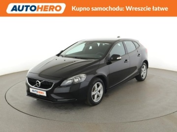 Volvo V40 II Hatchback Facelifting 2.0 D2 120KM 2017 Volvo V40 2.0D Klimatyzacja Tempomat Elektryka