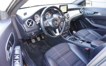 Mercedes CLA C117 Shooting Brake Facelifting 1.6 200 156KM 2018 Mercedes-Benz CLA Bezwypadkowy Serwisowany 1-Wlasciciel Navi Xenon Pdc Asy, zdjęcie 6