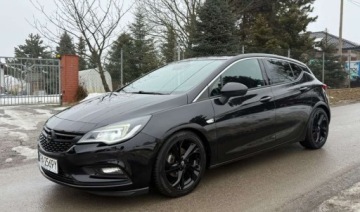 Opel Astra K Hatchback 5d 1.4 Turbo 125KM 2016 Opel Astra Opel Astra 1.4 Turbo StartStop 120 Jahre 1.4 Benzyna 125KM, zdjęcie 4