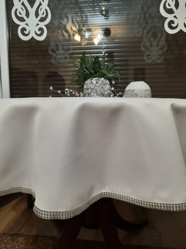 Obrus okrągły koło cyrkonie glamour śr.130 kolory