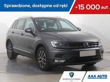 Volkswagen Tiguan I SUV Facelifting 2.0 TDI BlueMotion Technology 150KM 2016 VW Tiguan 2.0 TDI, Salon Polska, Navi, Klima